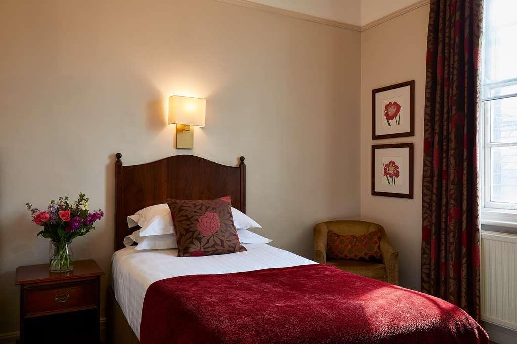 סטרטפורד-אפון-אבון Macdonald Alveston Manor Hotel & Spa חדר תמונה