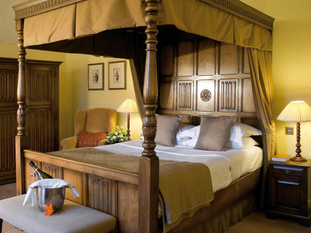 סטרטפורד-אפון-אבון Macdonald Alveston Manor Hotel & Spa מראה חיצוני תמונה