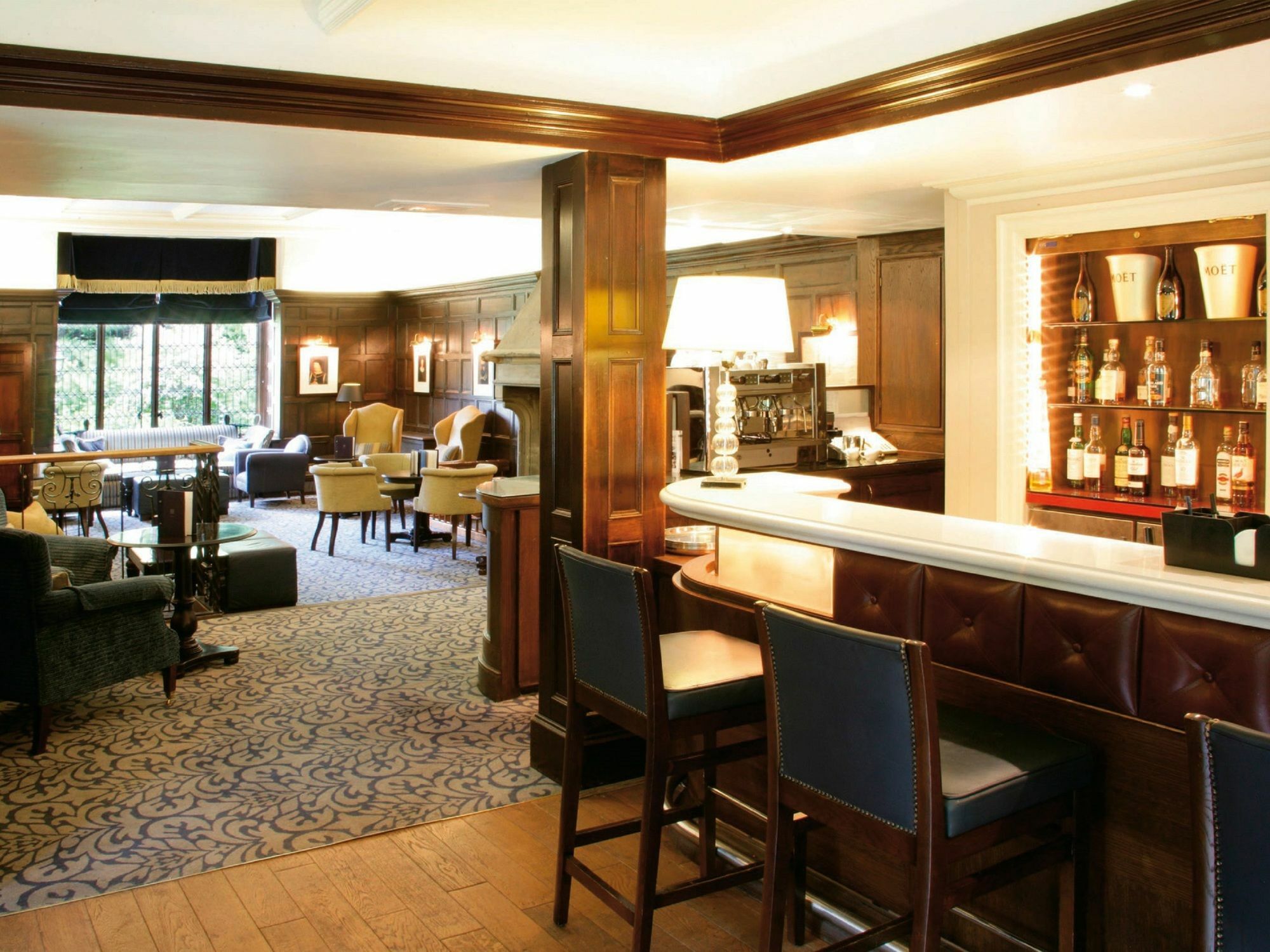 סטרטפורד-אפון-אבון Macdonald Alveston Manor Hotel & Spa מראה חיצוני תמונה